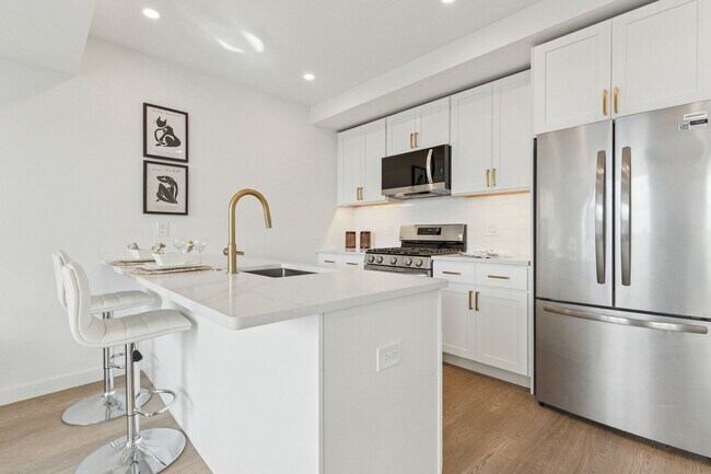 Building Photo - Jenkintown Bank & Trust Apartments