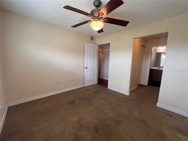 Building Photo - 2031 Dixie Belle Dr