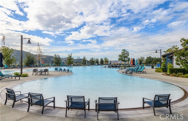 Building Photo - 2261 Horseback Rd