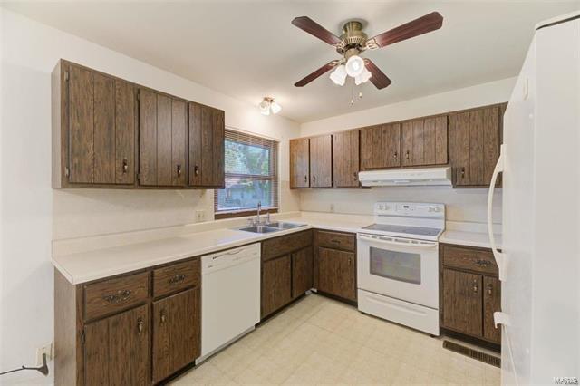 Building Photo - 10635 Aylesford Dr