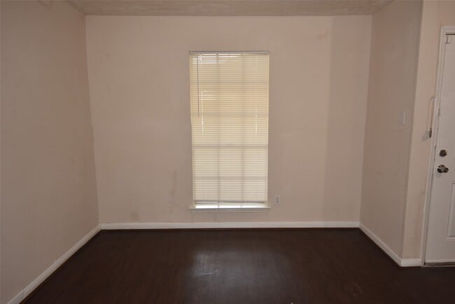 Building Photo - 11903 Sagecliff Dr