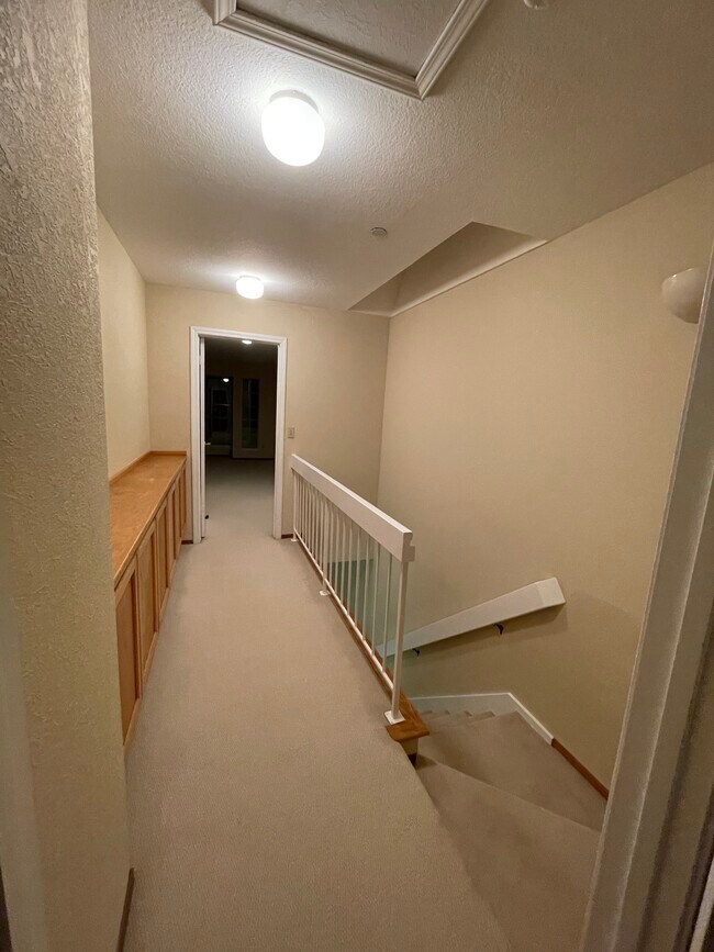 Building Photo - 979 Belmont Ter