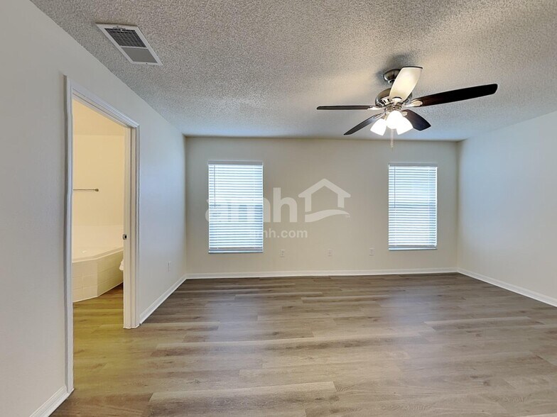 Building Photo - 4208 Settlers Ct