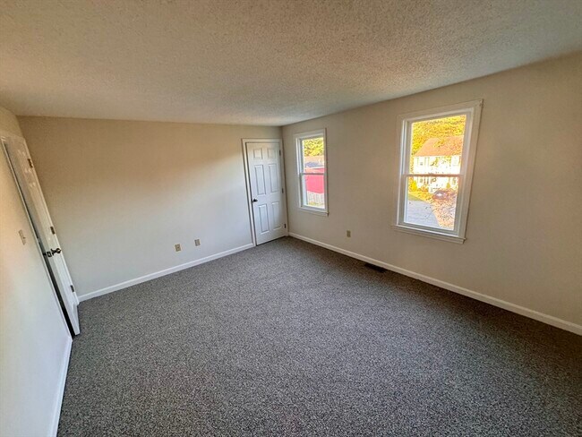 Building Photo - 47 Wyman Rd