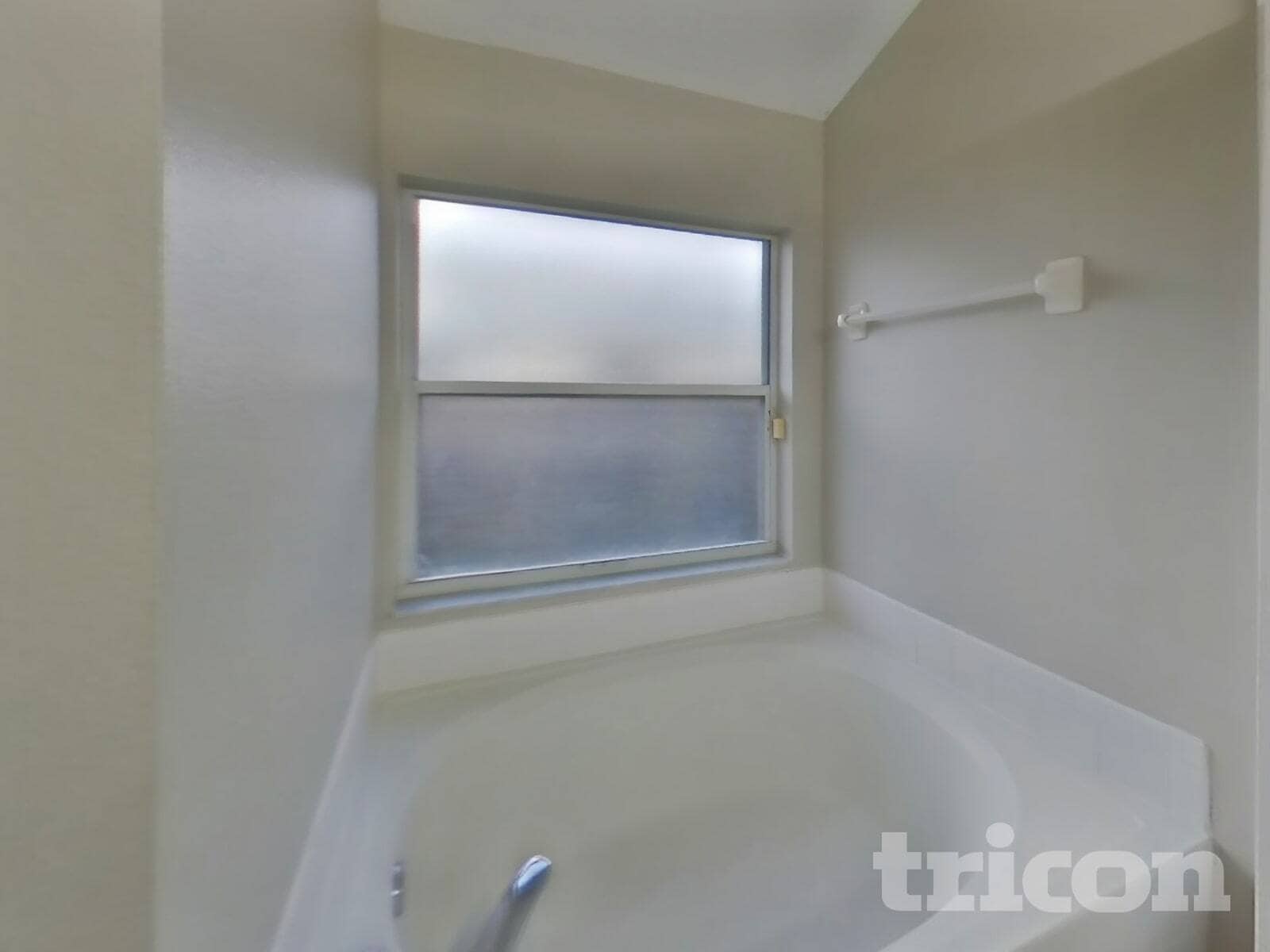 Building Photo - 8931 Southbay Dr