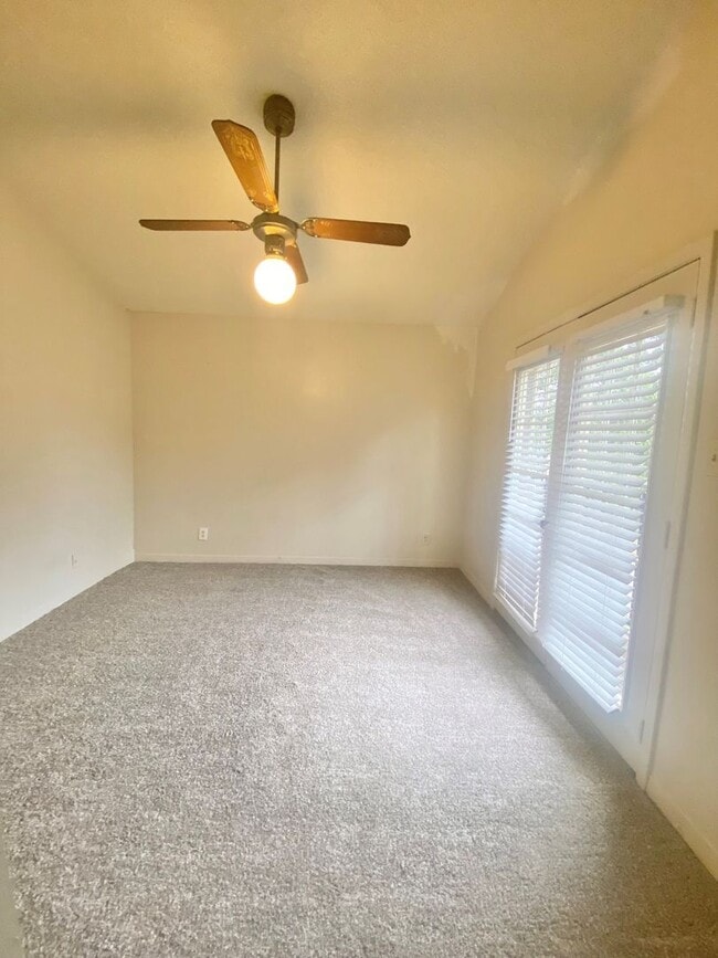 Building Photo - MOVE IN NOW  - SOMERSET - WEST CAMPUS - SPECTACULAR 2BD/BA - GATED - PARKING / WATER INCLUDED