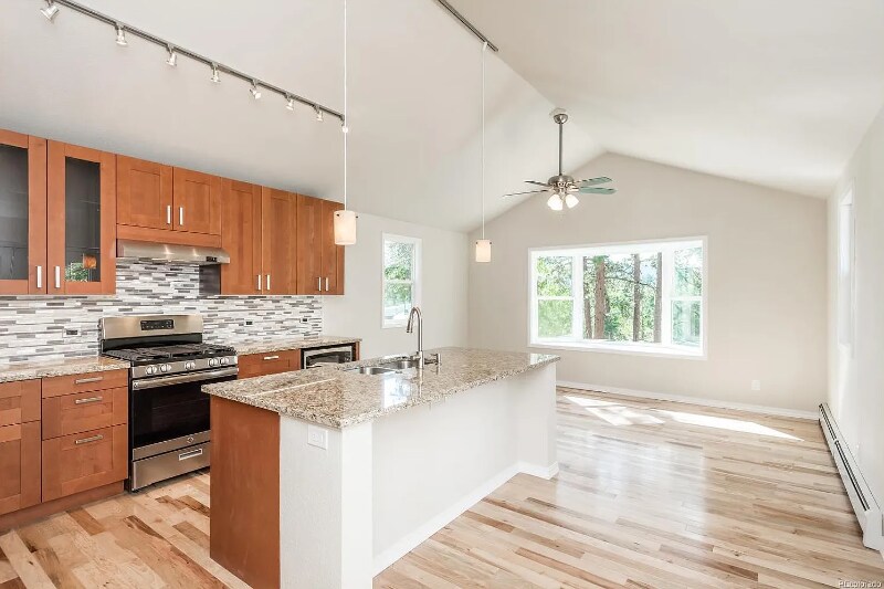 Building Photo - 28779 Pine Trail