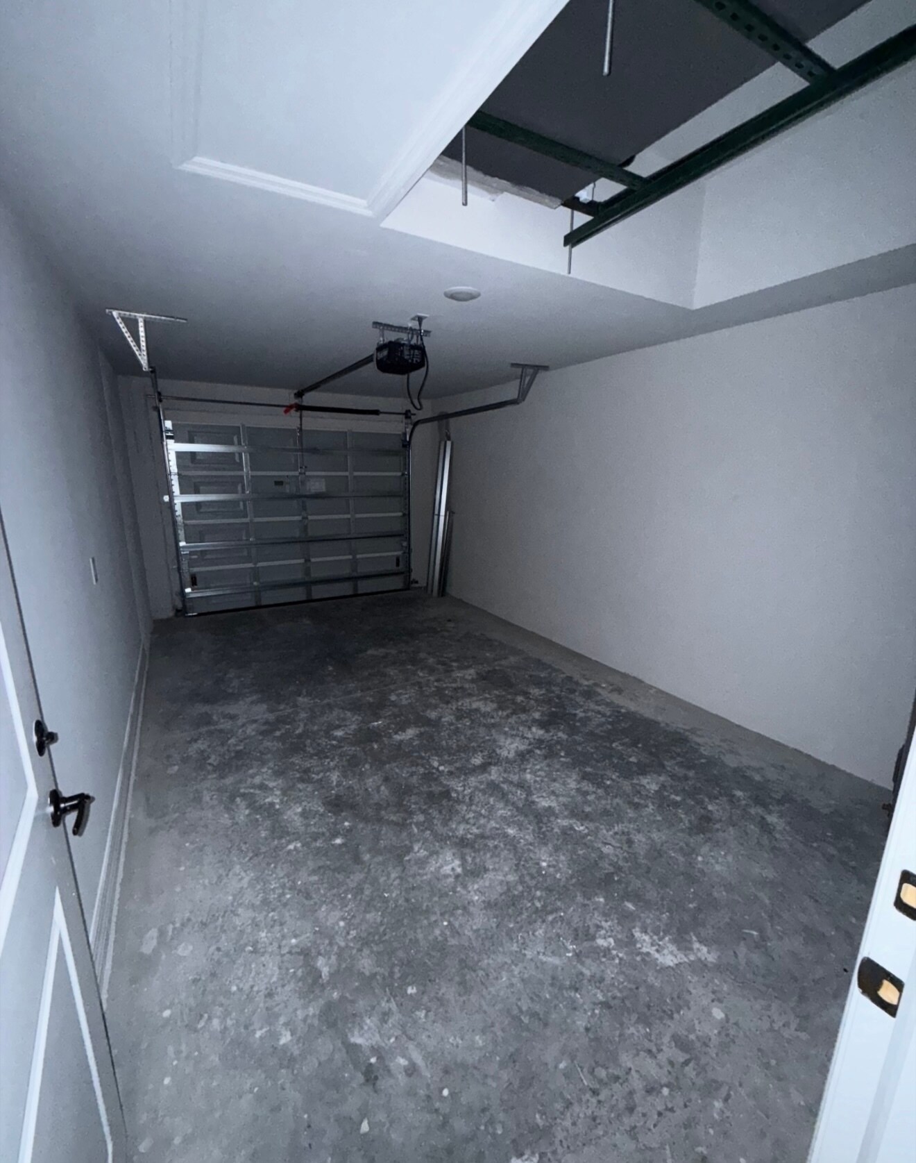 Building Photo - 6039 Latimer Ave