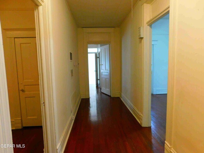Building Photo - 1024 Upson Dr