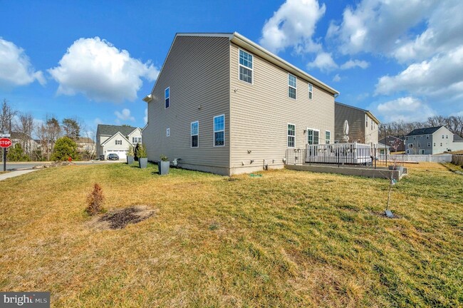 Building Photo - 5432 Holley Oak Ln