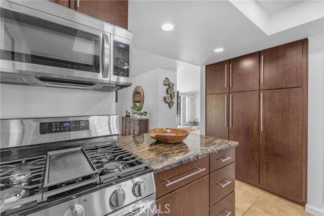Building Photo - 1413 Caleta Way