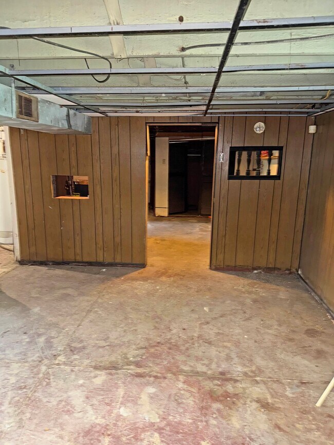 Building Photo - 838 N 23rd St