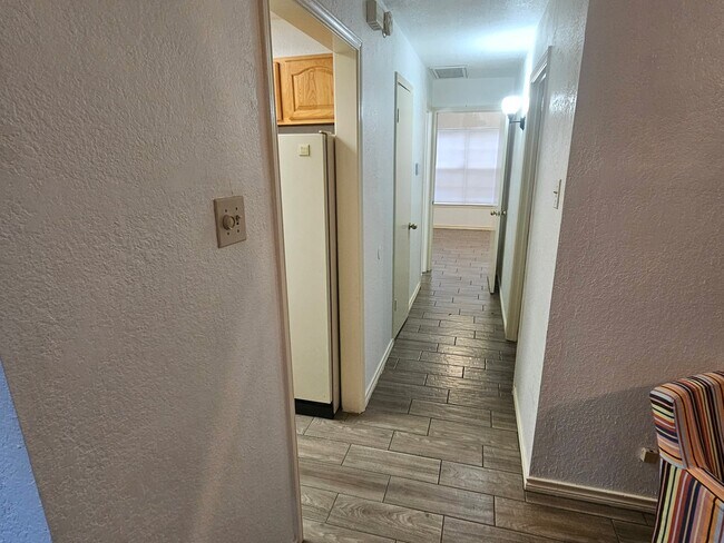 Building Photo - 3609 W Northgate Dr