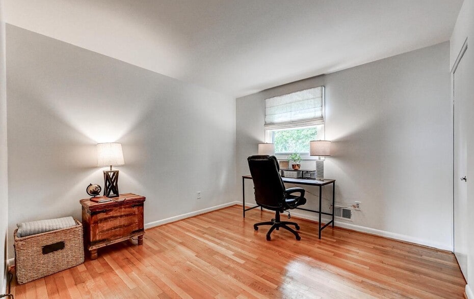 Building Photo - 206 Dunbeath Ct