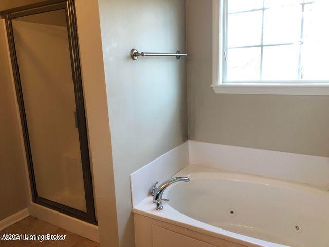 Building Photo - 4000 Emerald Spring Pl