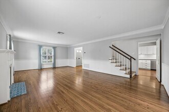 Building Photo - 2316 Wordsworth St