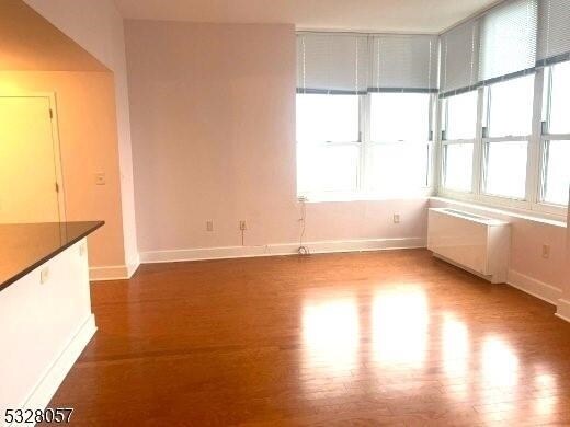 Building Photo - 88 Morgan St