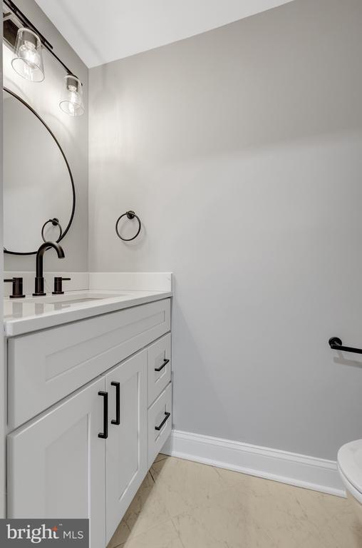 Building Photo - 13416 Whaley Ct