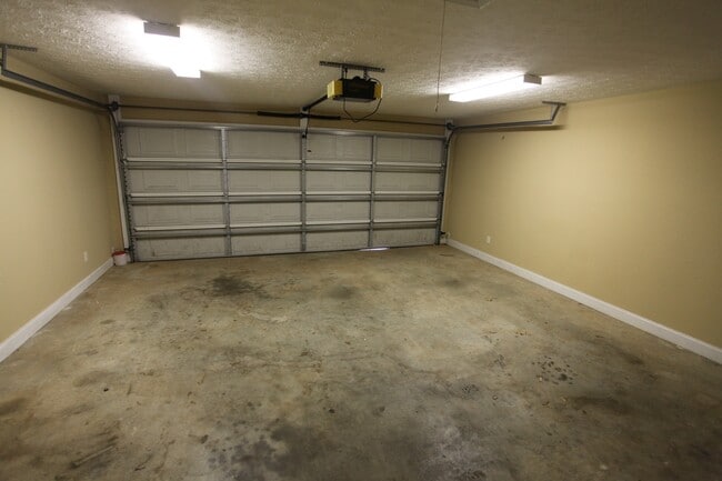Building Photo - Available Soon in Camden Ridge!