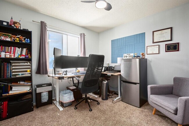 Building Photo - 13803 Randalstone Dr