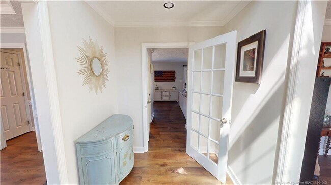 Building Photo - 338 Lionshead Rd