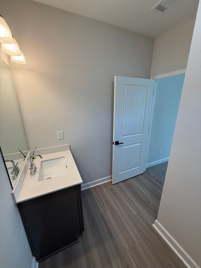 Building Photo - BRAND NEW TOWNHOMES AVALIABLE NOW