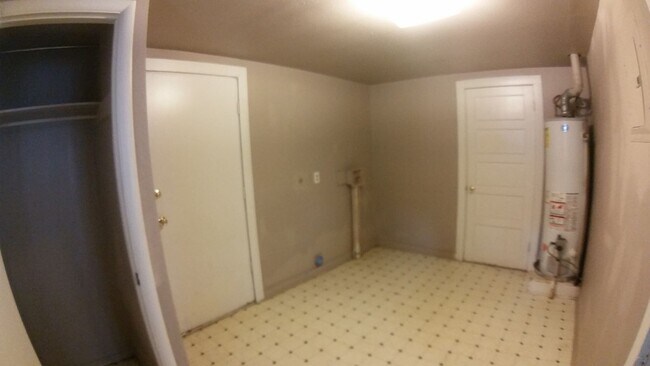 Building Photo - 2 Bedroom House Near Downtown OKC