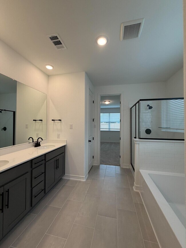Building Photo - 9922 Red Knot St