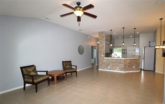 Building Photo - 30754 Midtown Ct