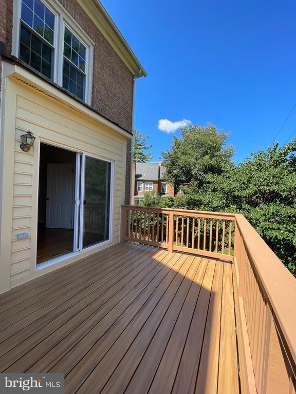 Building Photo - 9715 Whitley Park Pl