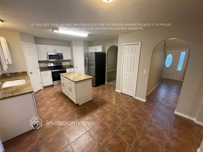 Building Photo - 24933 Ravello St