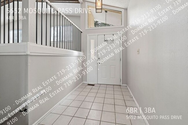 Building Photo - 5652 Mosquito Pass Dr