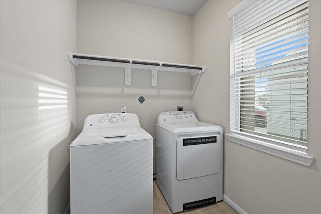 Building Photo - 5308 CJ Walker Ln