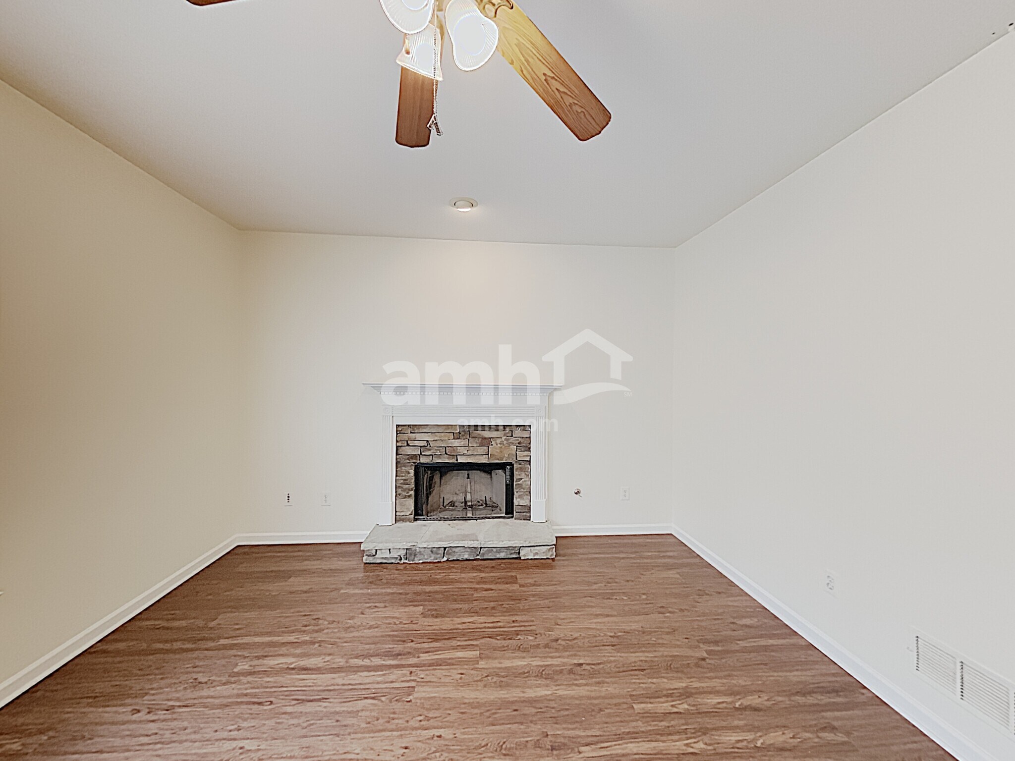 Building Photo - 34 Kodiak Ct