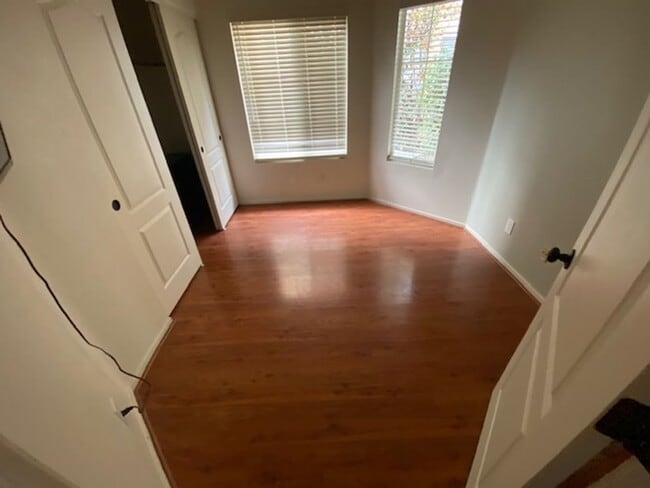 Building Photo - LAS PALMAS II 3 BED/ 2 BATH HOUSE FOR RENT
