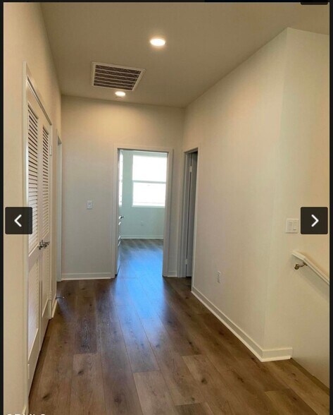Building Photo - 633 Winchester Dr