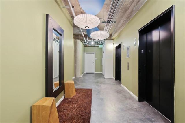 Building Photo - 1001 Belleview St