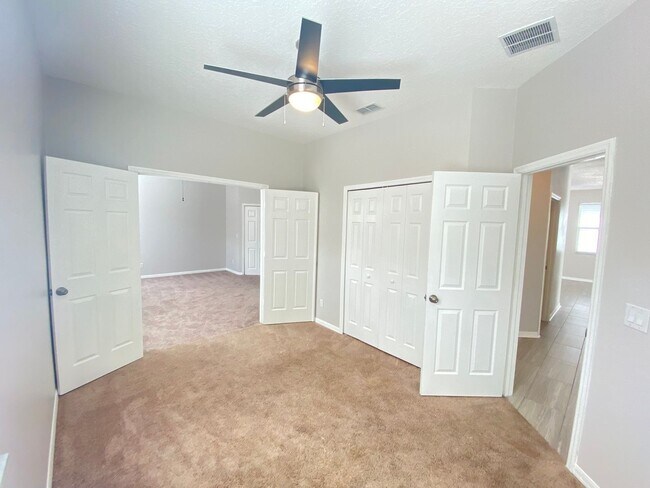 Building Photo - 1737 Lalique Ln