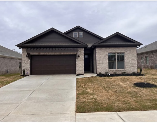 Building Photo - 130 Willow Ln