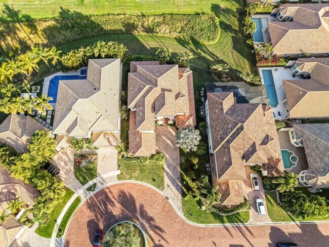 Building Photo - 17384 Vistancia Cir