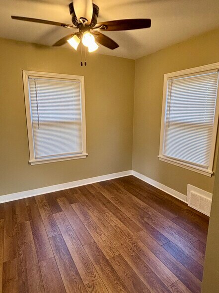 Building Photo - 2644 S Linebarger Ter