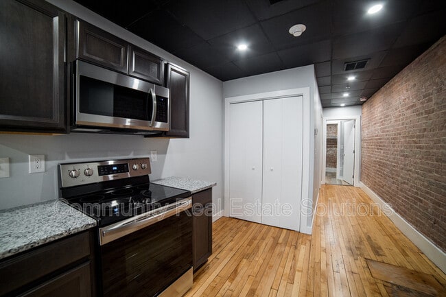 Building Photo - 22 State St