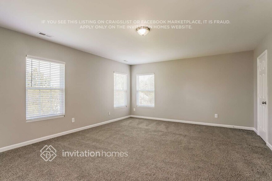Building Photo - 325 Palmdale Ct
