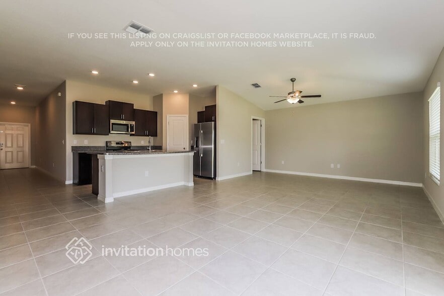 Building Photo - 1510 Blue Rose Dr