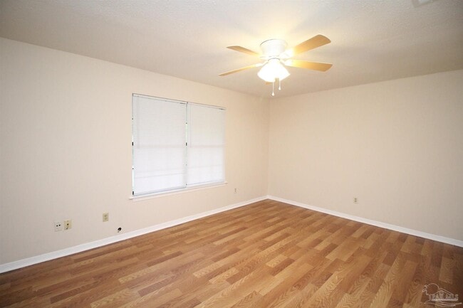 Building Photo - 8113 Stonebrook Dr