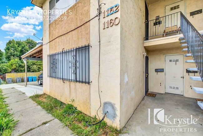 Building Photo - 1160 Rice St