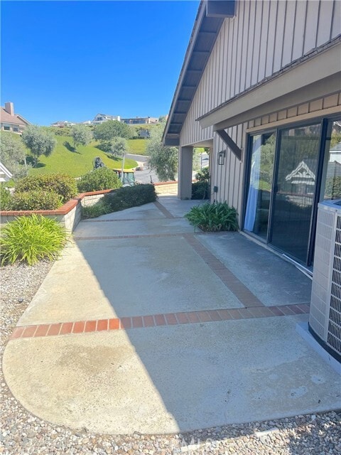 Building Photo - 1917 Yacht Maria