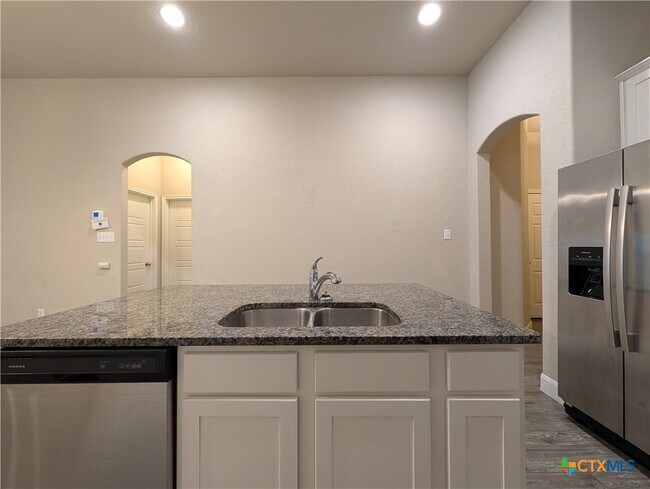 Building Photo - 1211 FM-306 E