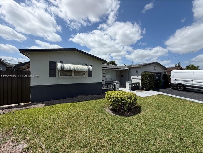 Building Photo - 7140 Grandview Blvd