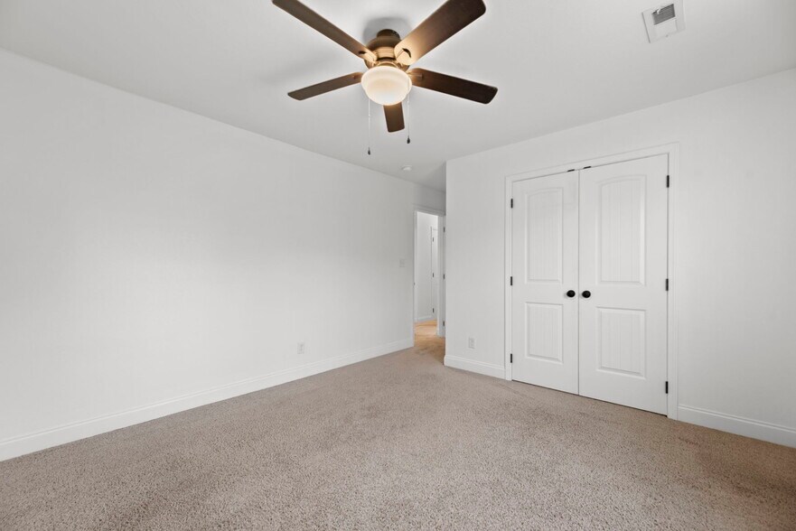 Building Photo - 317 Wynberry Ct